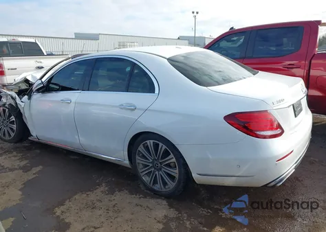 2019 Mercedes-Benz E 300 4Matic from USA, damaged, VIN WDDZF4KB8KA588745